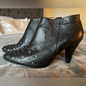 Nine West Black Booties Size 12M